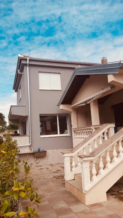 Apartments Classic#Bnm Biograd Na Moru Eksteriør bilde