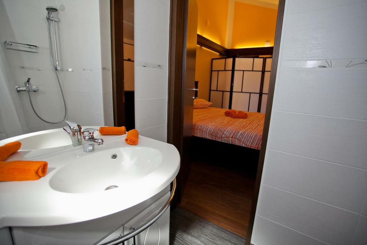 Apartments Classic#Bnm Biograd Na Moru Eksteriør bilde